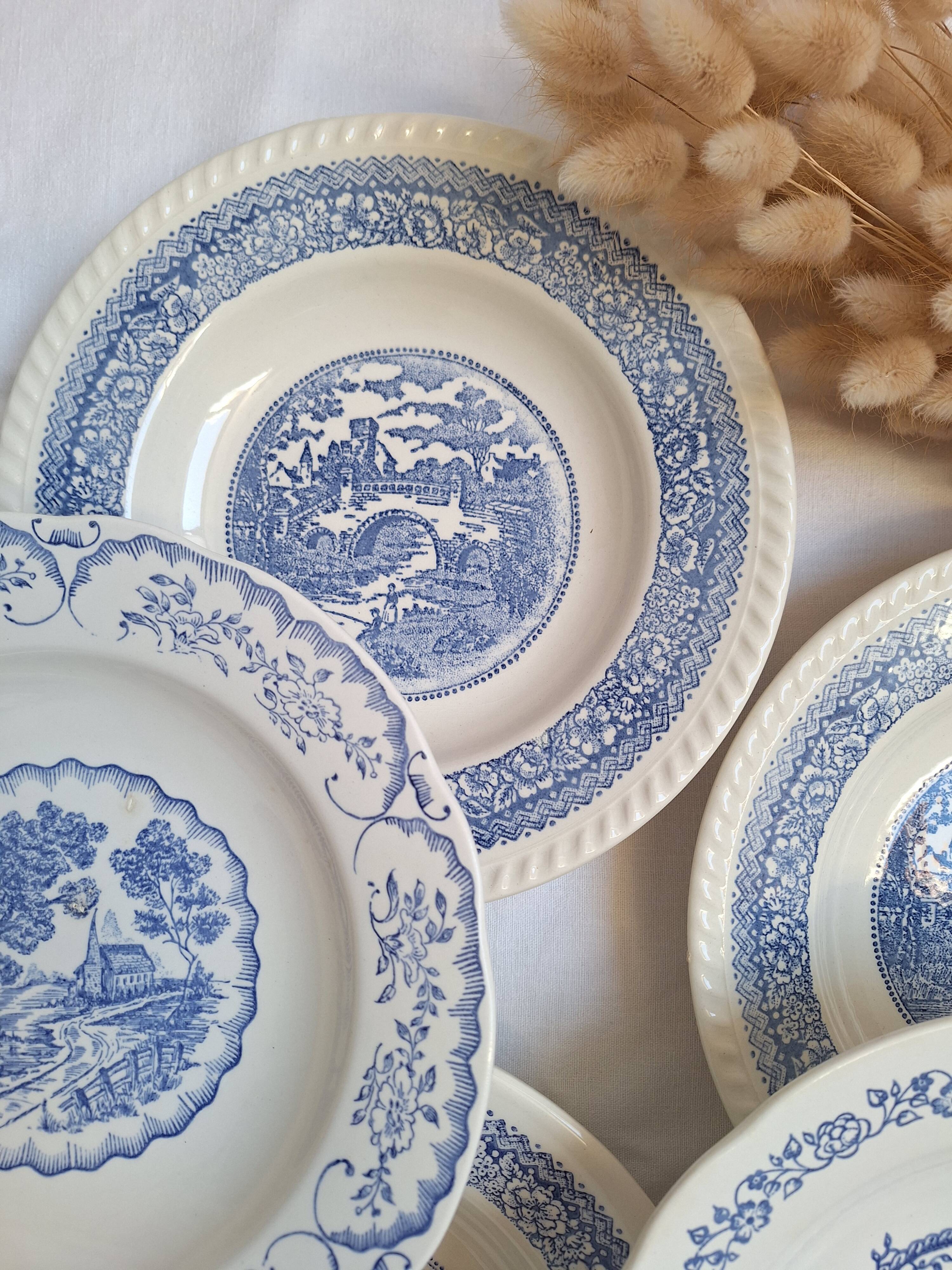 Assiettes creuses bleues paysage
