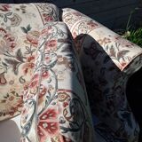 Canapé tissu 2 places.Très bon état 450 euros.