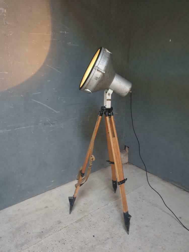 Industrial lamp on a tripod