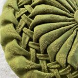 Round cushion pleated old fabric