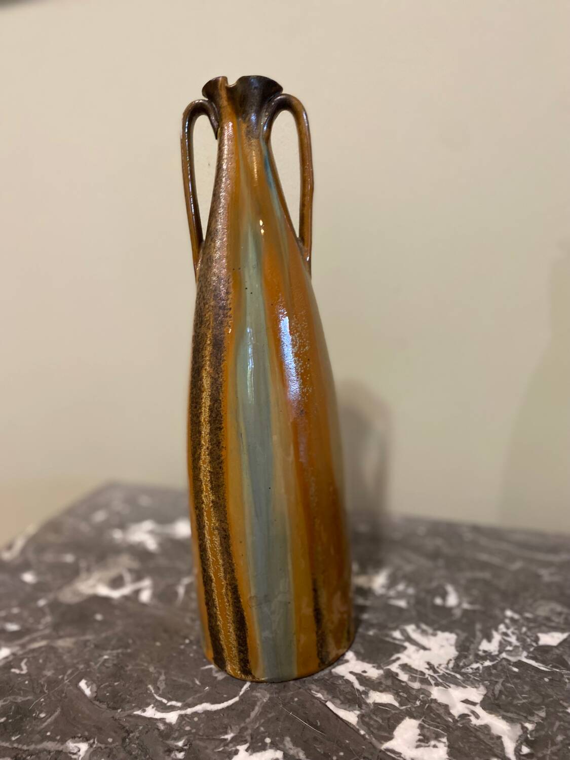 Enameled stoneware carafe