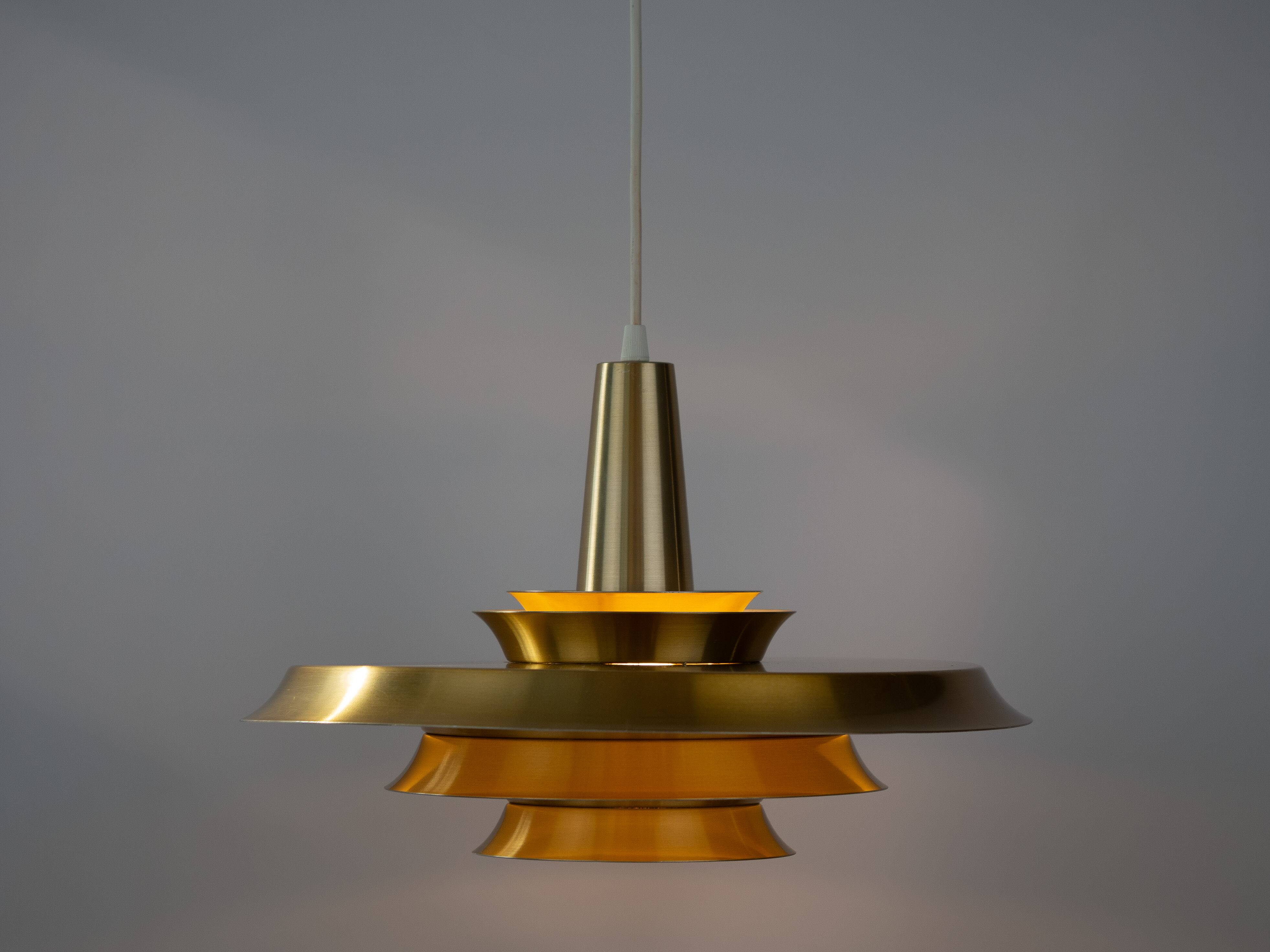 Suspension vintage danoise des années 1980