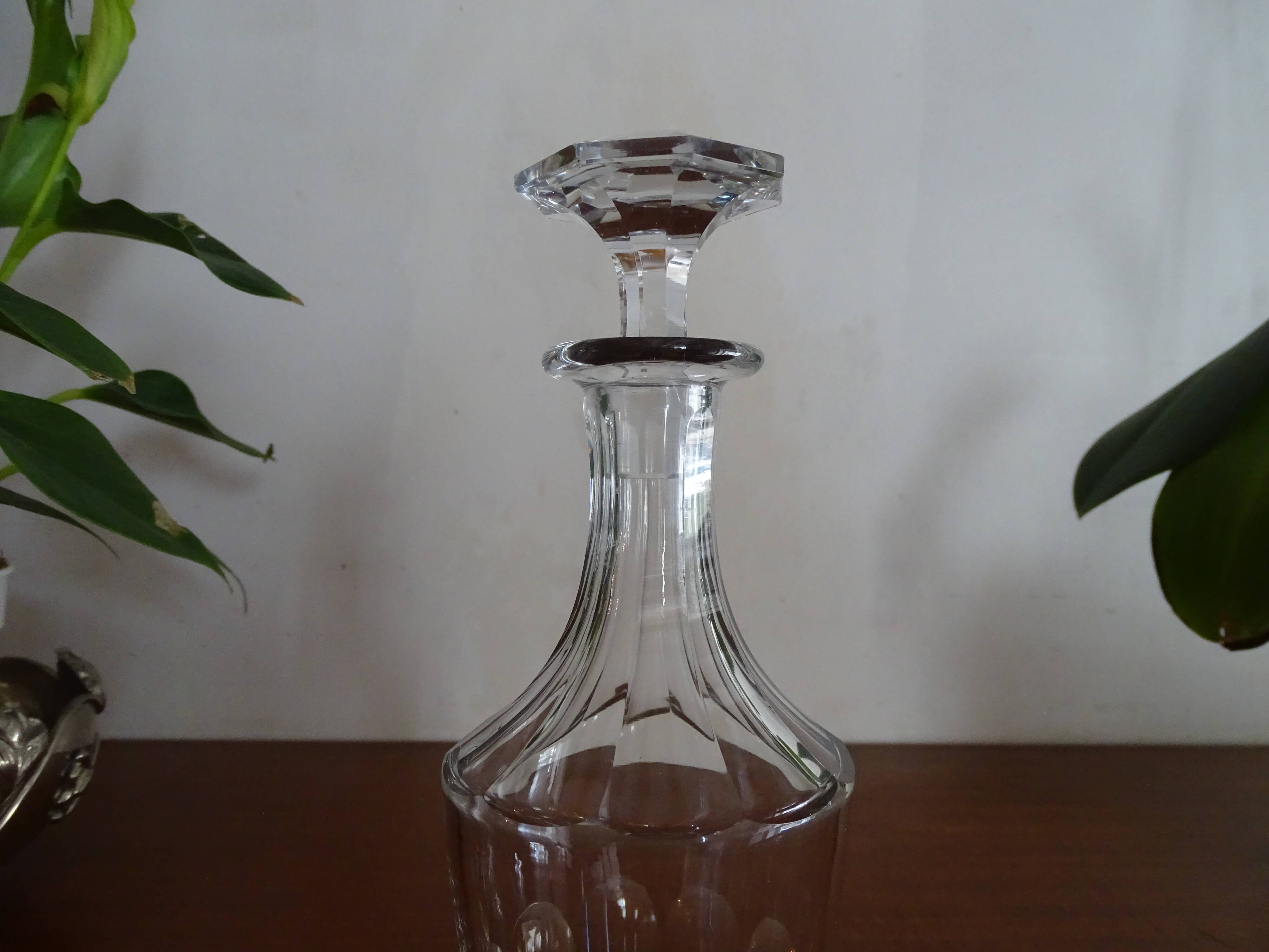 Crystal decanter Saint Louis / Baccarat - Cato flat ribs - Epoch XIXth - 21 cm