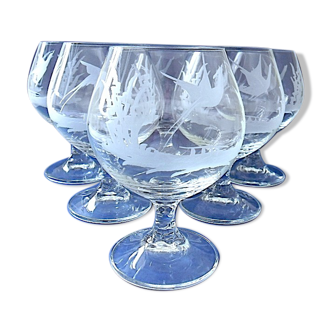 Suite of six tasting glasses of engraved crystal cognac