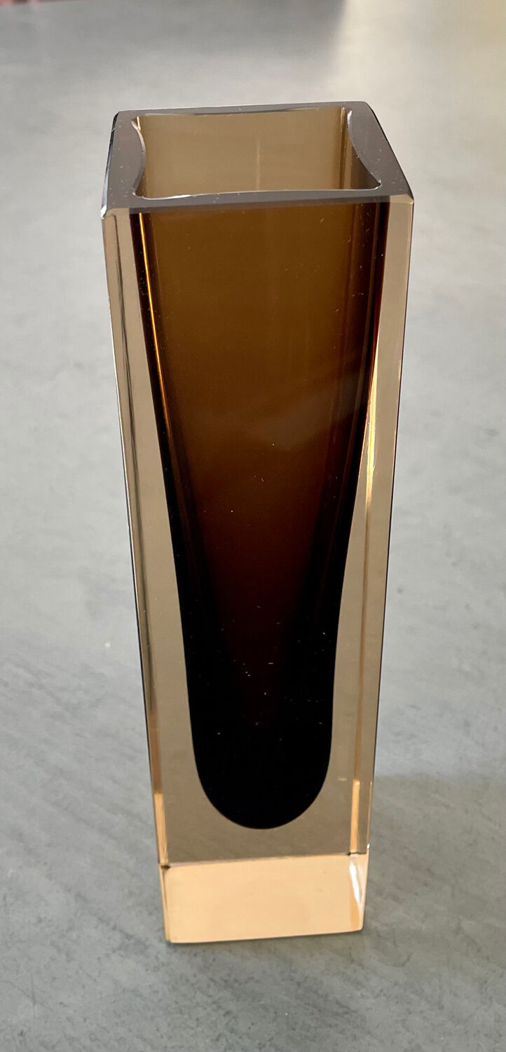 Murano sommerso vase