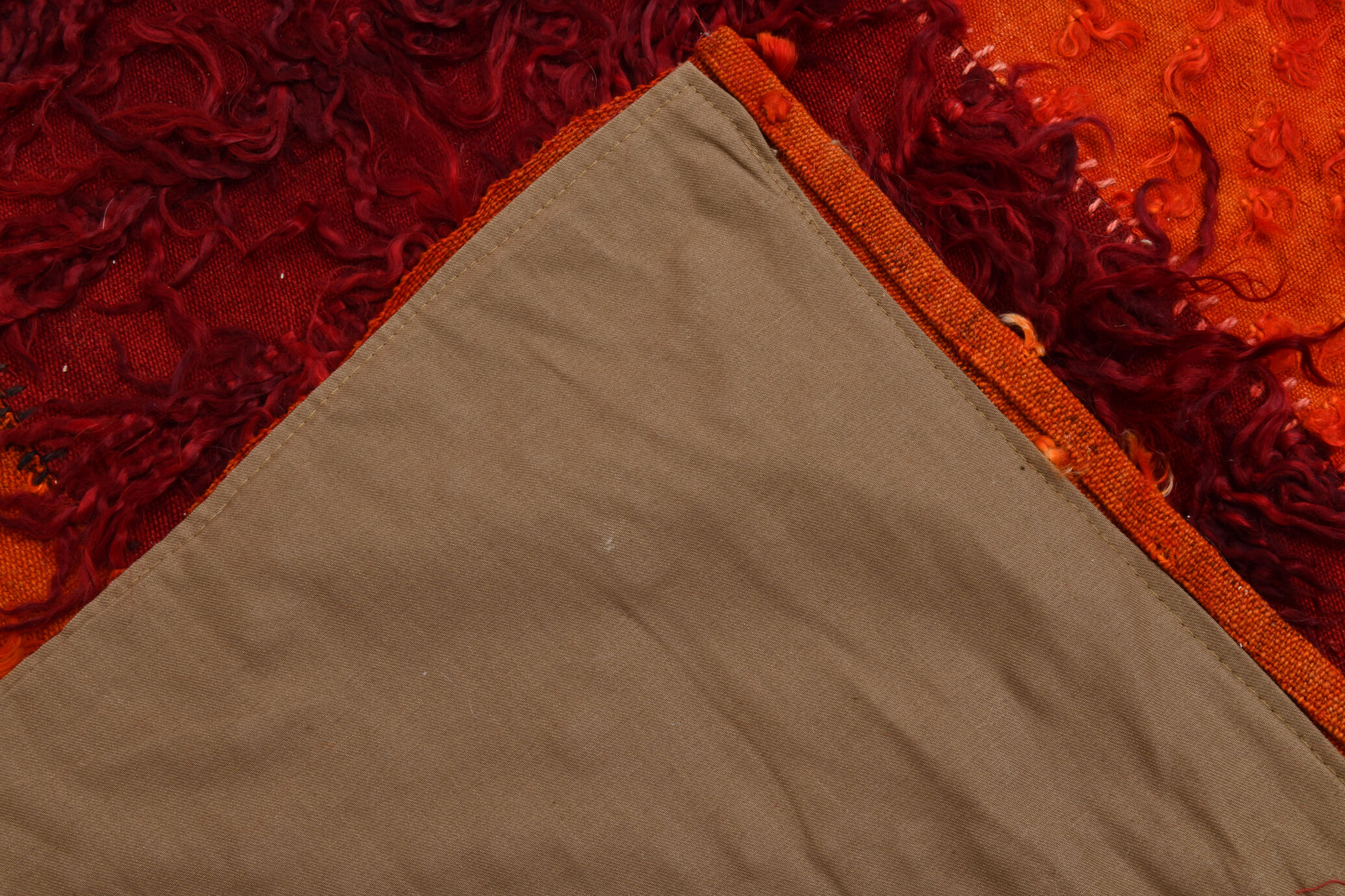 Red & orange tones vintage rug, 163x240 cm