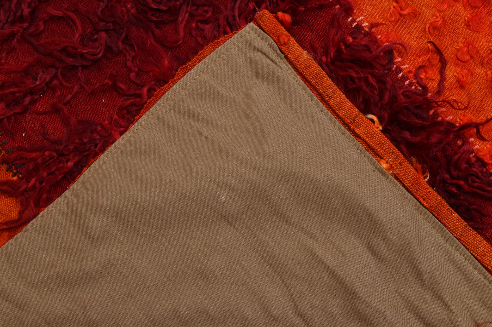 Red & orange tones vintage rug, 163x240 cm