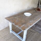 Large farm table for 10 people