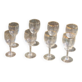 Lot consisting of 8 Arc France wine glasses, 5 large and 2 medium, transparent glass and gold edging