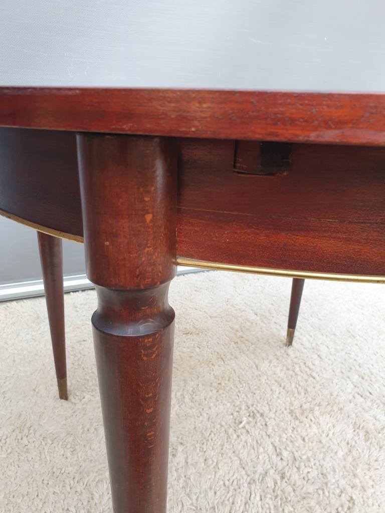 Extendable table mahogany lacquered 1960 butterfly extensions
