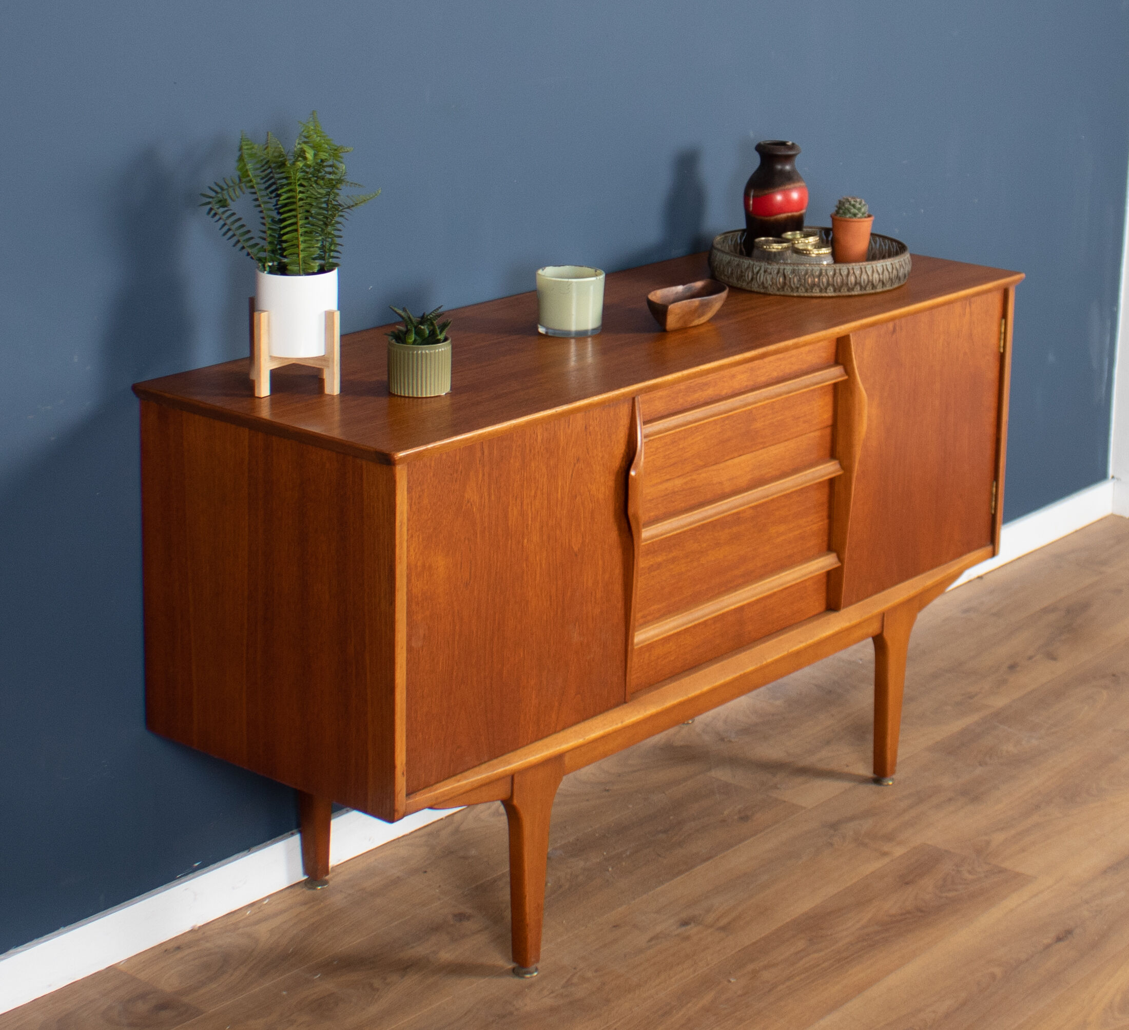 Enfilade Jentique 1960