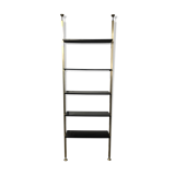 Floor-to-ceiling shelf