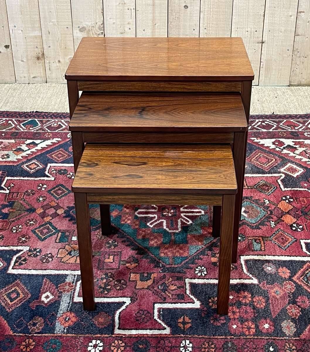 Suite of 3 rosewood nesting tables from the 70s | Selency