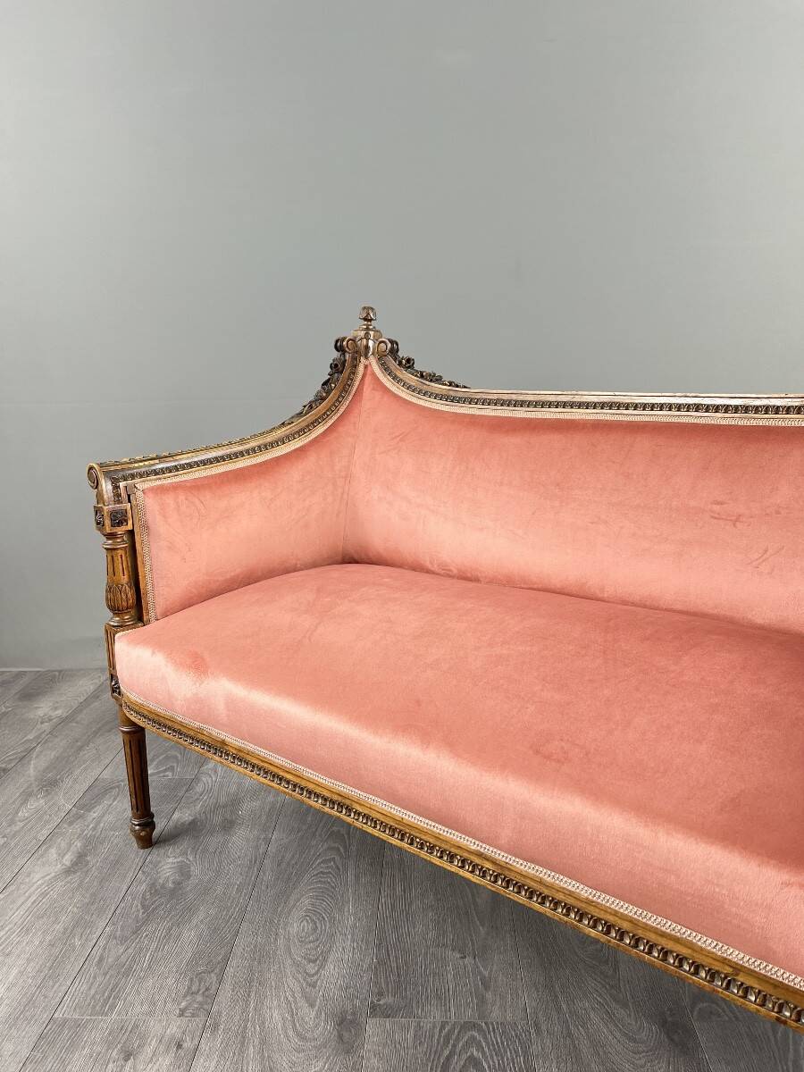 Louis XVI style canapé in carved wood and velvet, 20th century