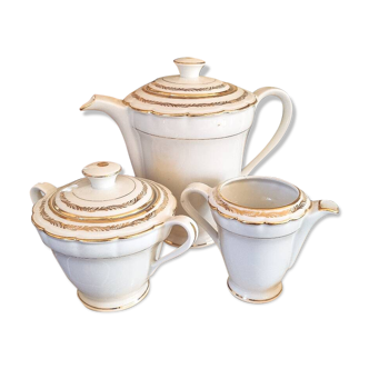 Coffee/tea pot, milk jug and sugar bowl