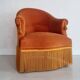 Fauteuil crapaud en velours doré