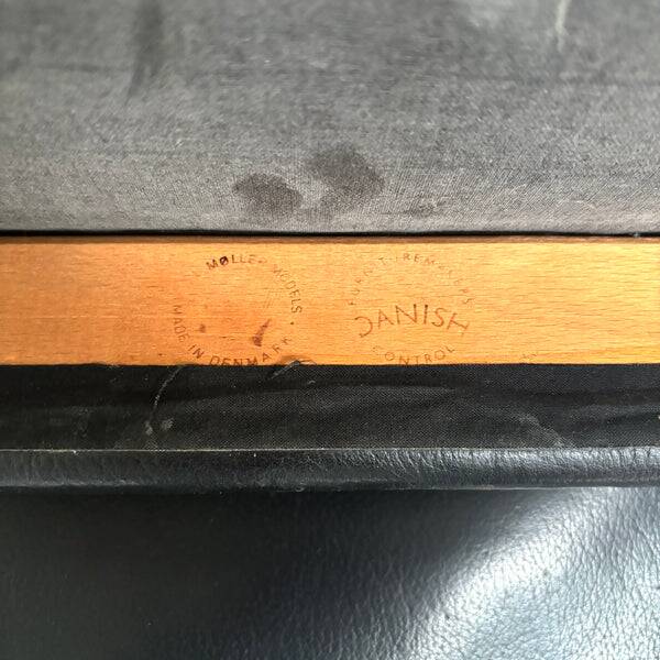 Set of Møller 80A stools, 1960s