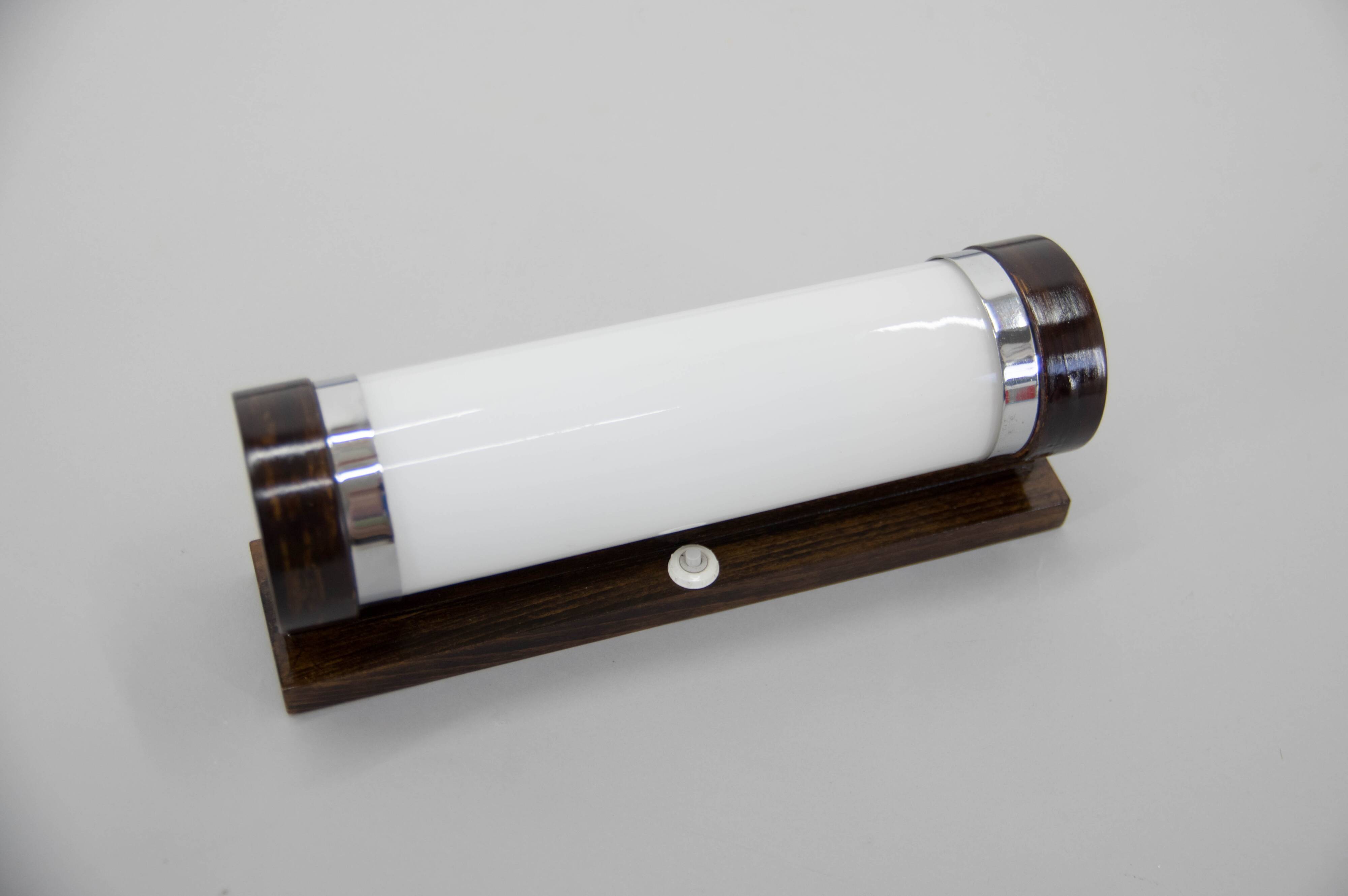 Art Deco / Functionalist Wall Light, 1930s, Restored