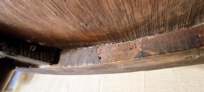 Set 4 Thonet chairs with the coat of arms of Colmar around 1900