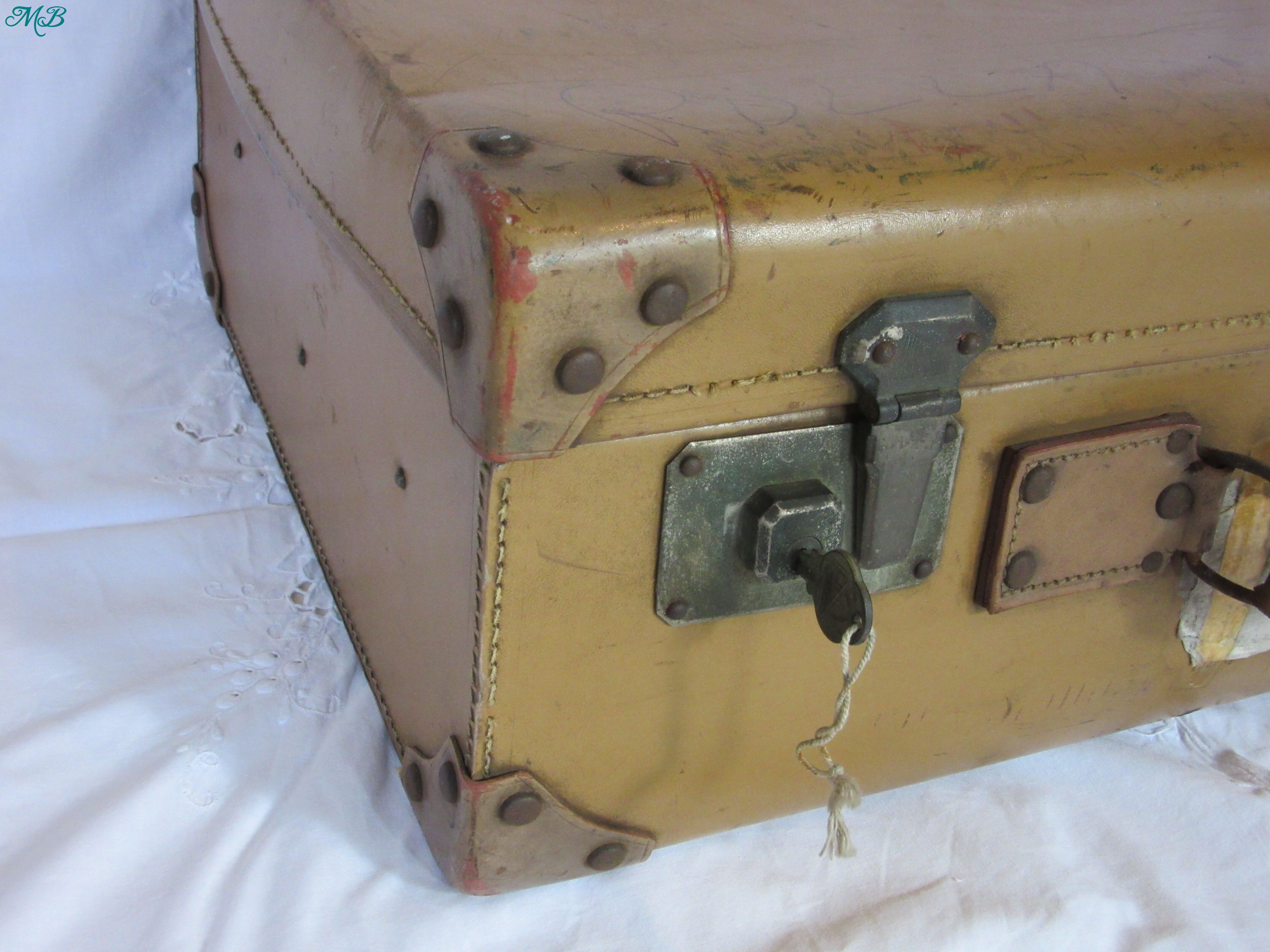 Valise ancienne