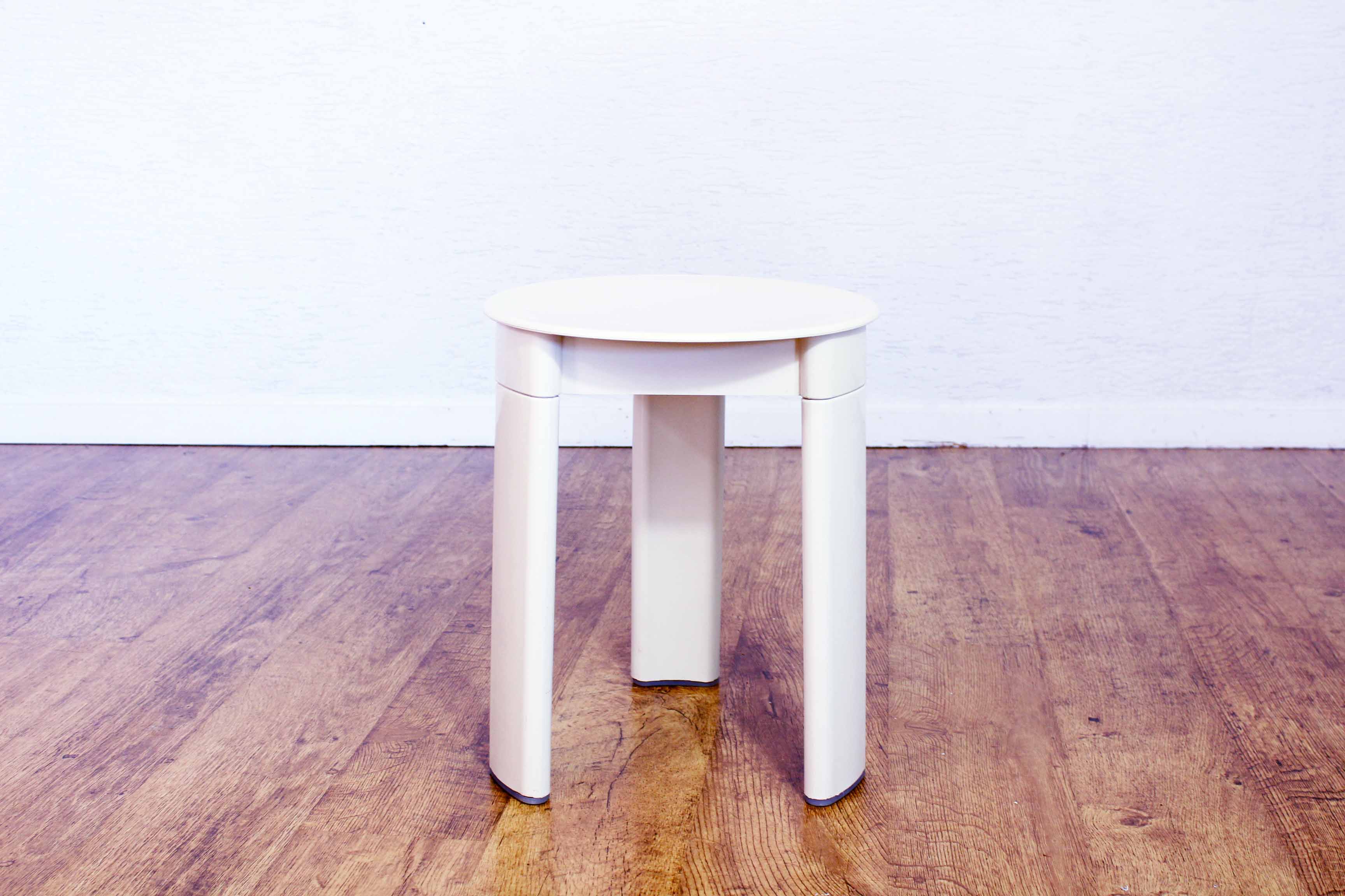 Tabouret Gedy by Olaf Von Bohr
