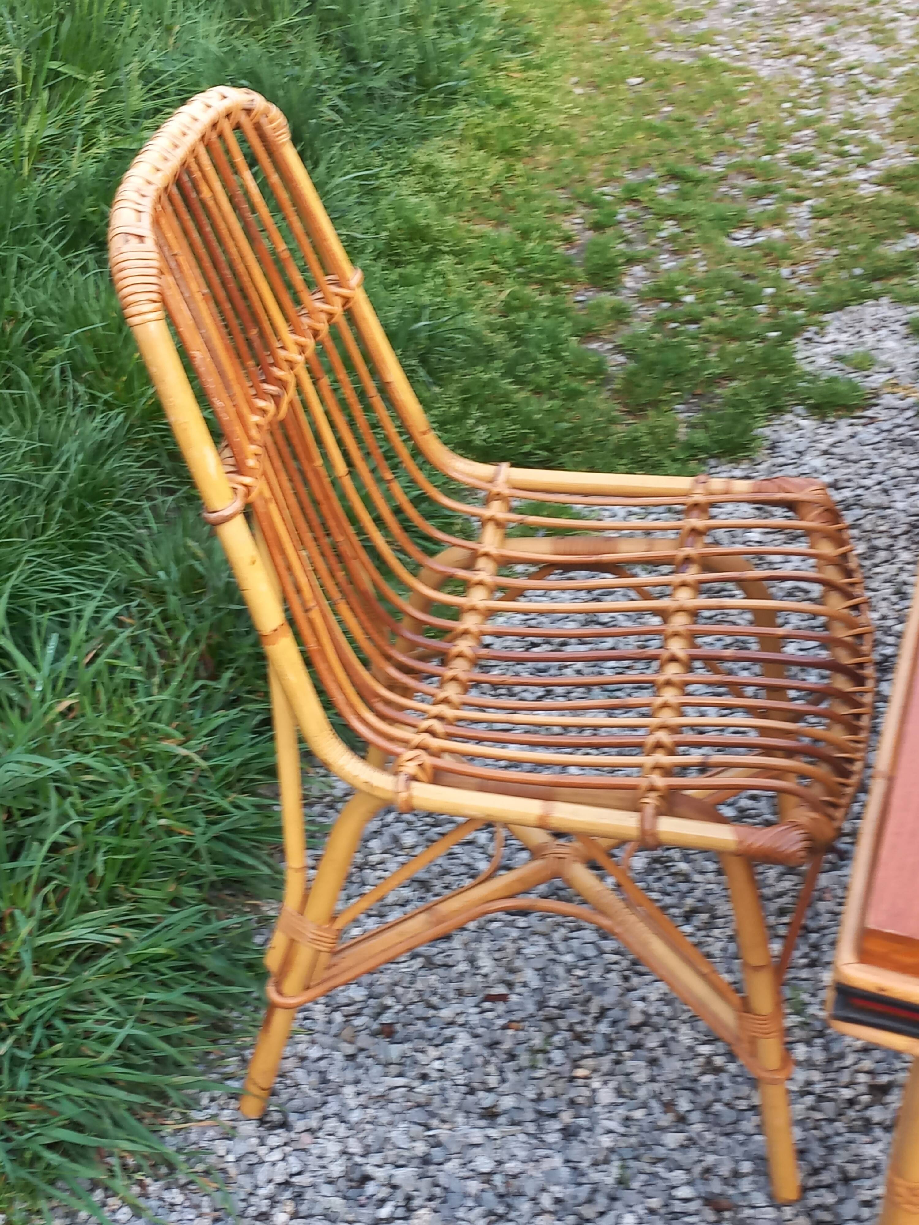 1 Table 1 fauteuil 3 chaises en bambou et rotin attribués à Audoux et Minet