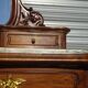 Commode en noyer Louis XV avec miroir