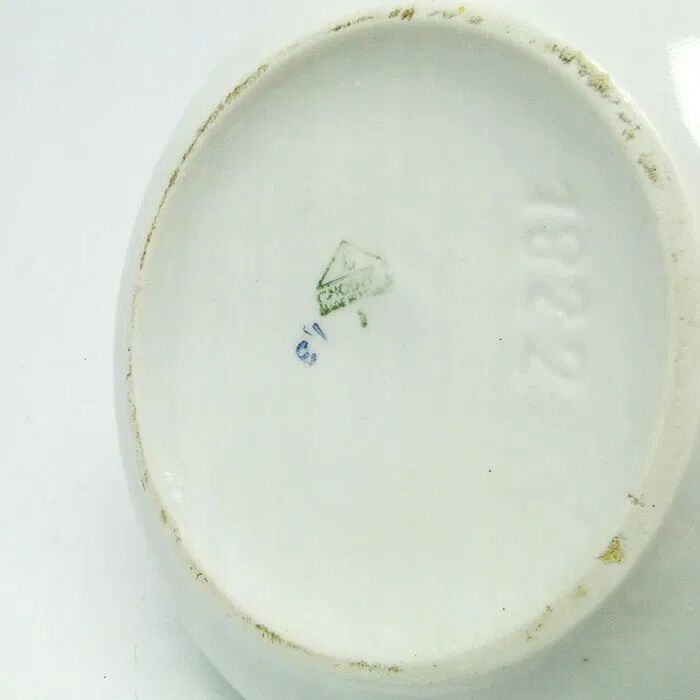 Chodzież - vase with floral patterns
