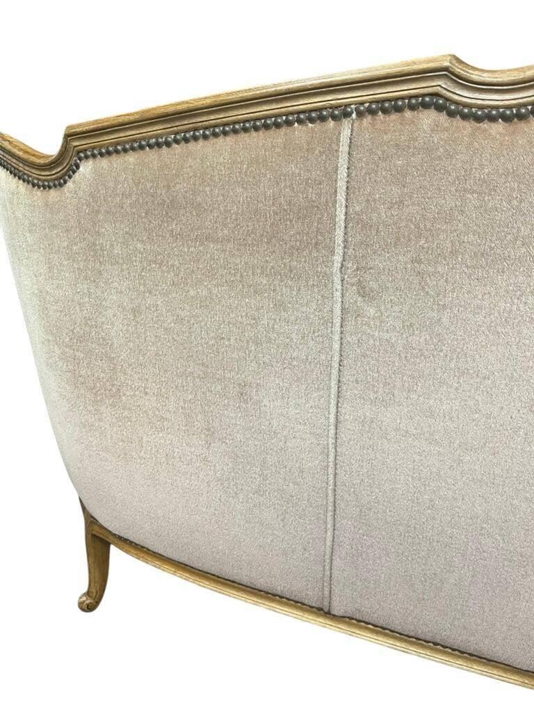 Baroque vintage rose sofa / three-seater / sofa