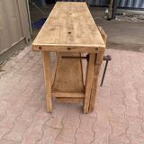 Carpenter's workbench