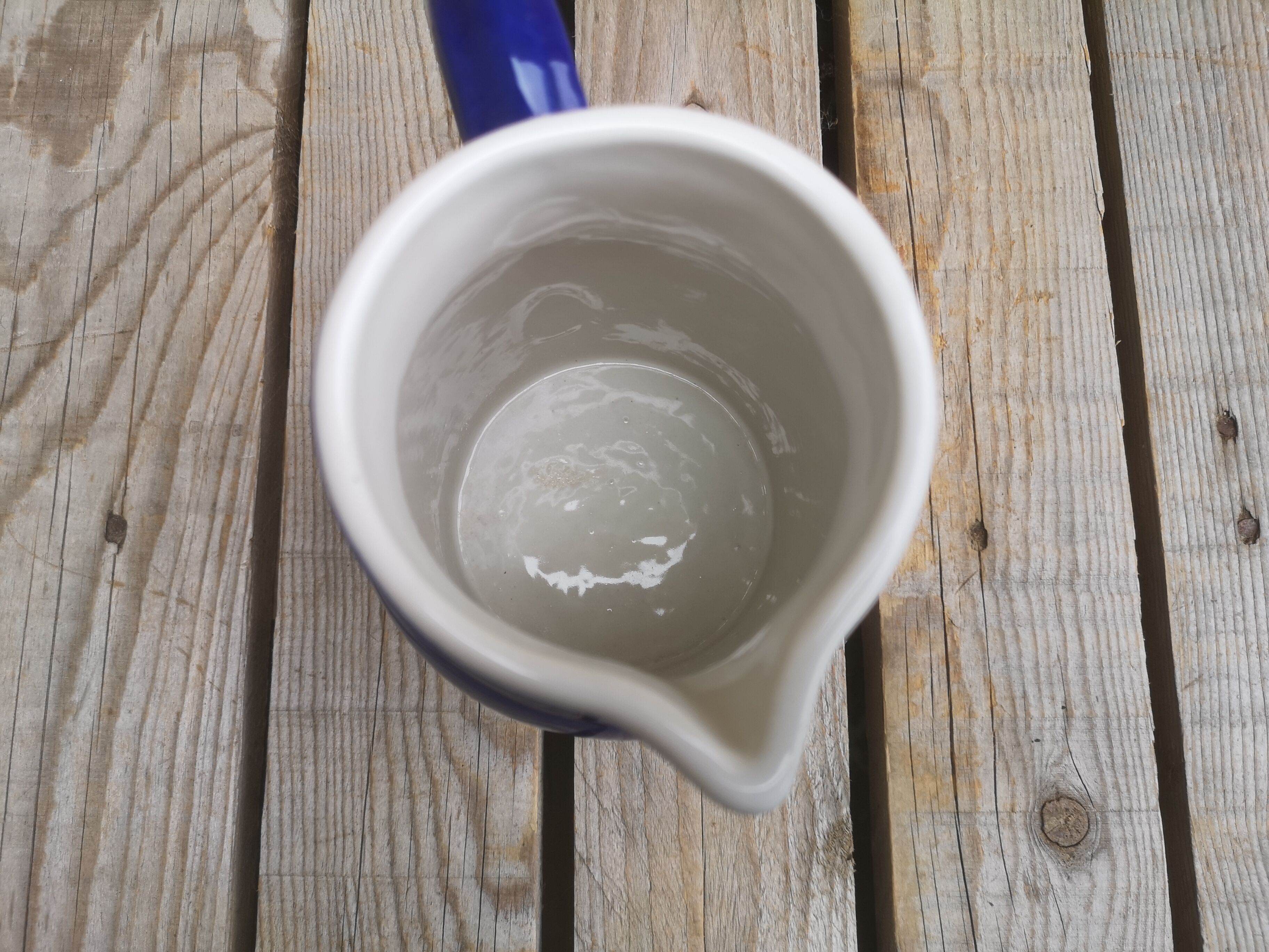 Pitcher in digoin sandstone indigo blue