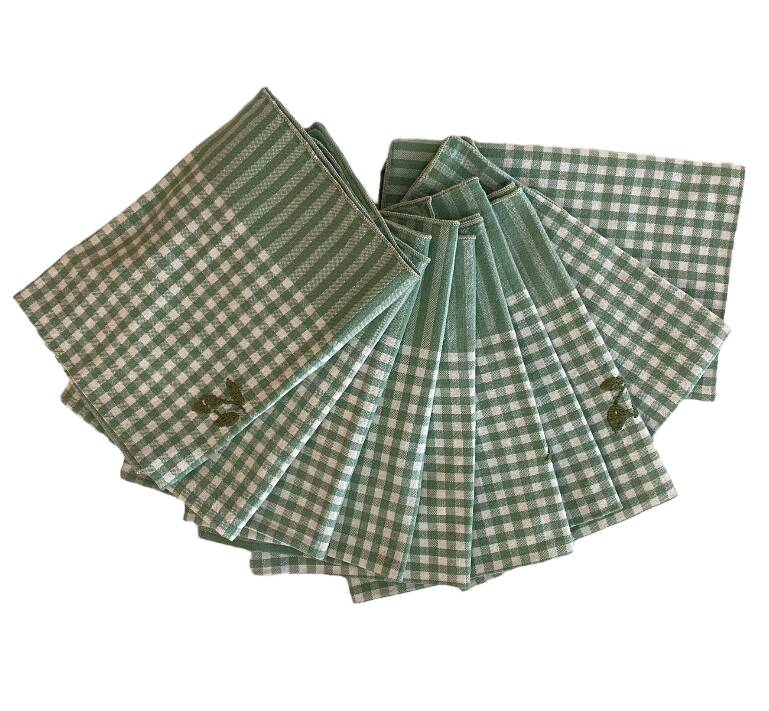 serviettes de table vintage brodées