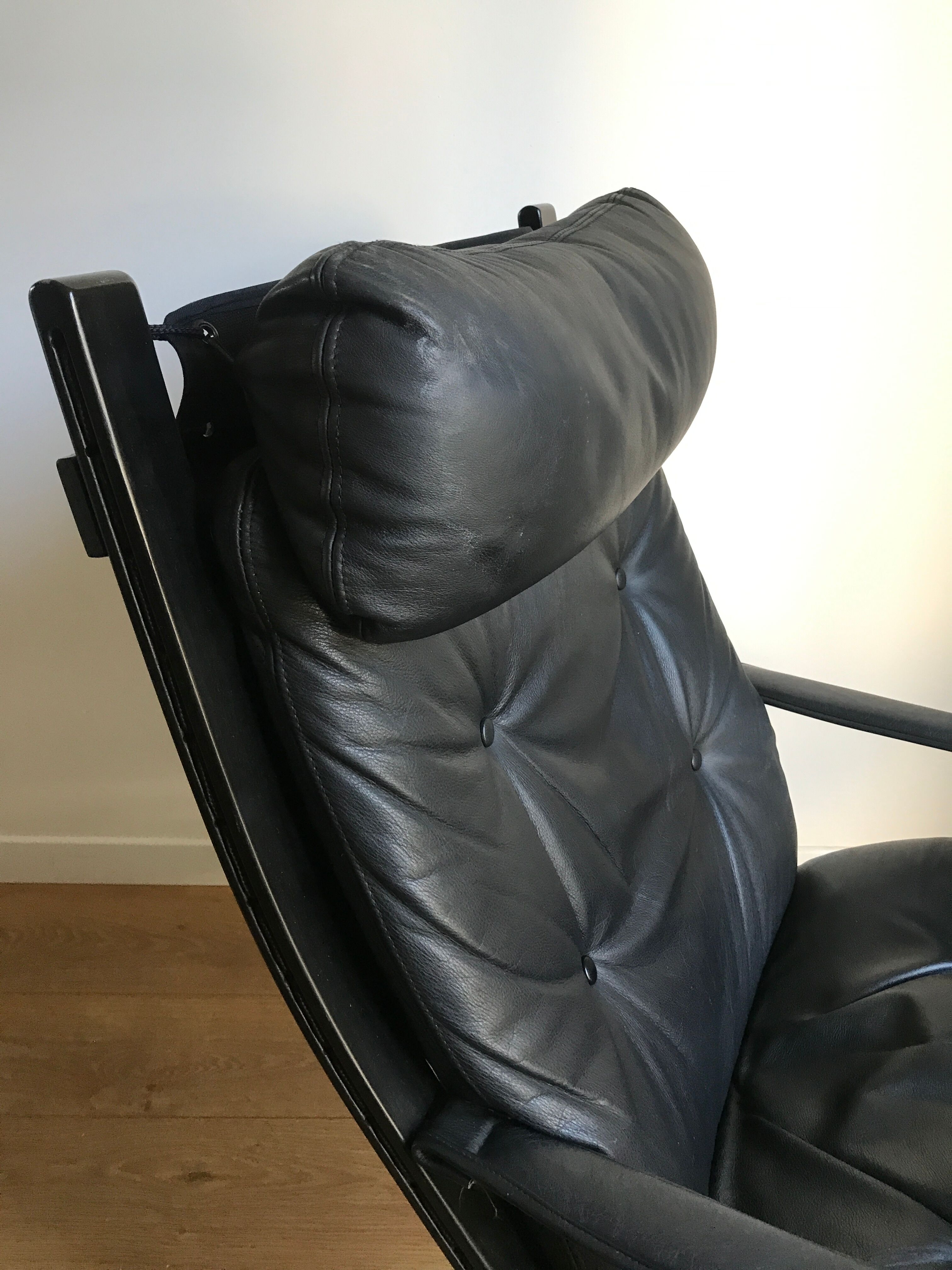 LOUNGE ARMCHAIR SIESTA BLACK LEATHER BY INGMAR RELLING FOR WESTNOFA
