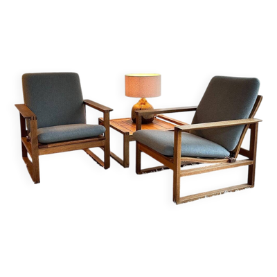 2 fauteuils traîneau 2256 + table, Børge Mogensen, Fredericia Stolefabrik, Danemark, années 50.