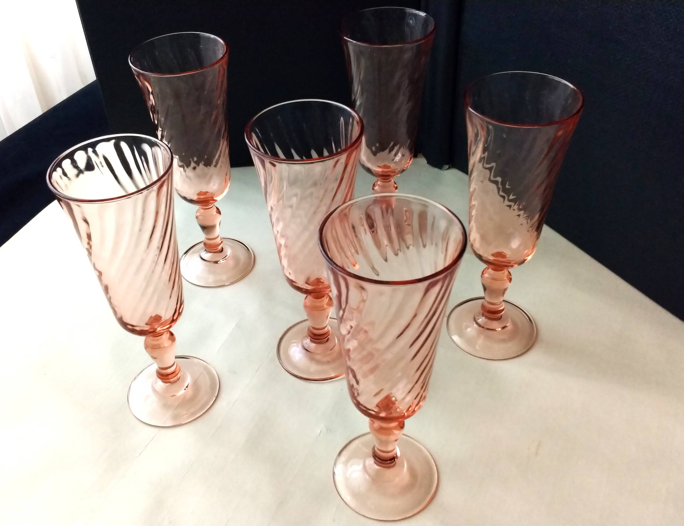 6 Champagne flutes Luminarc Model Rosaline Vintage