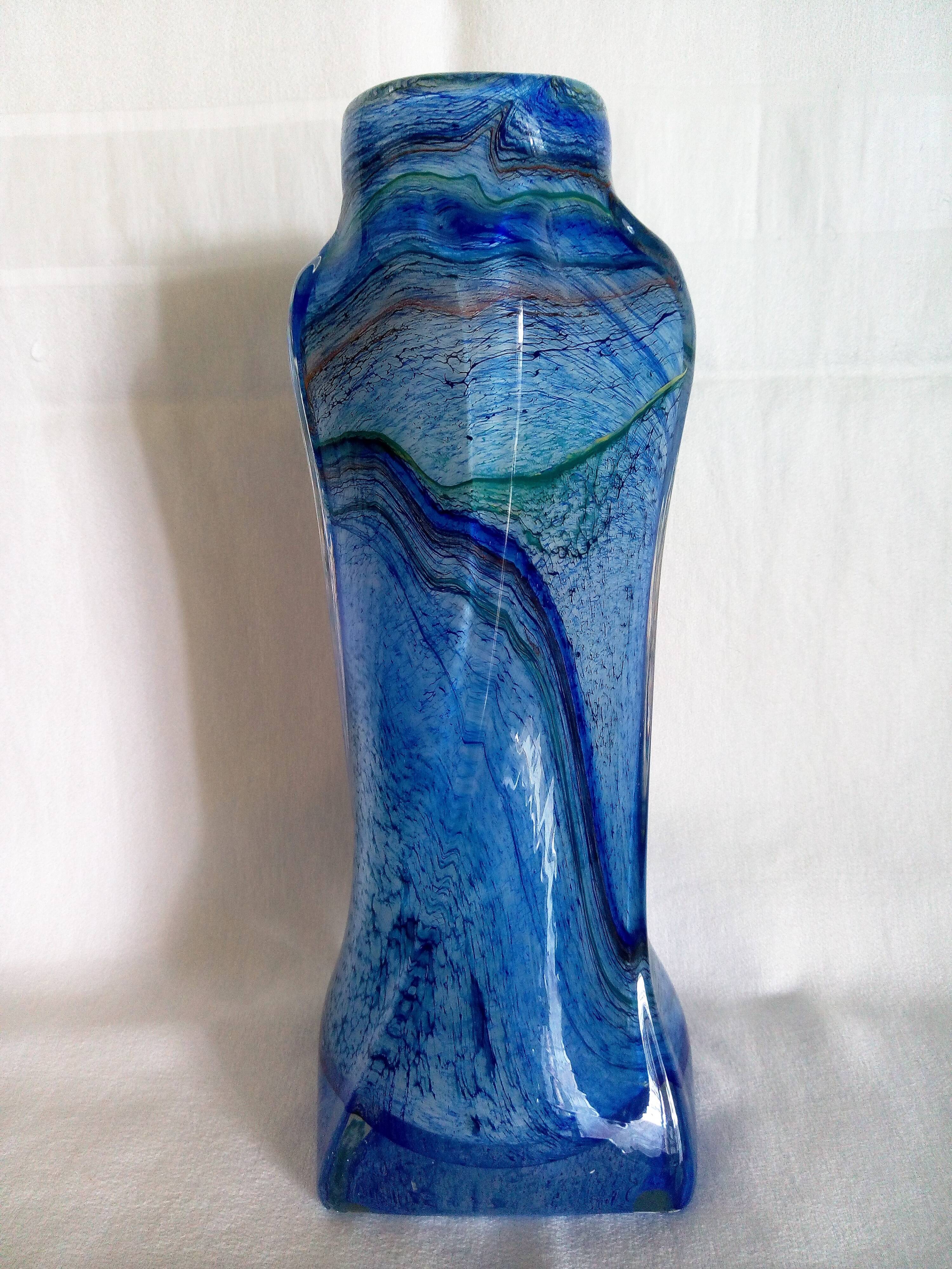 Vase art déco en verre soufflé à la bouche de la cristallerie d'aubusson