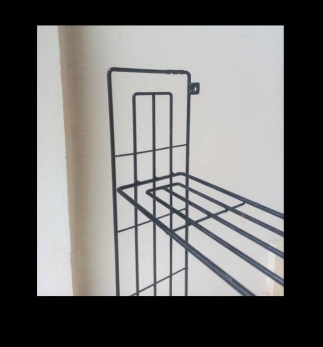 Minimalist floating shelf unit