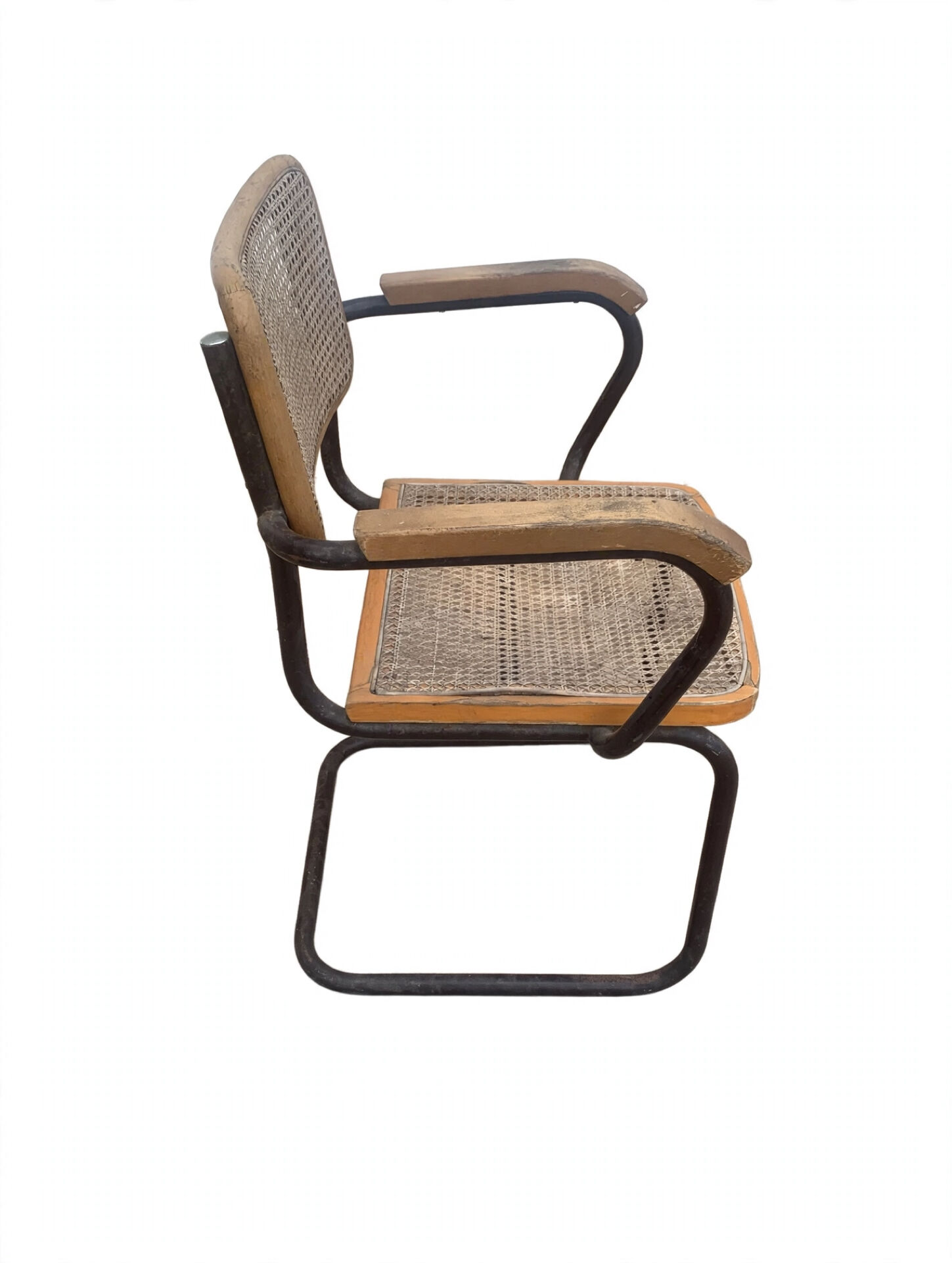 Fauteuil cantilever 1950s fer massif et cannage - Proto Cesca - La mam