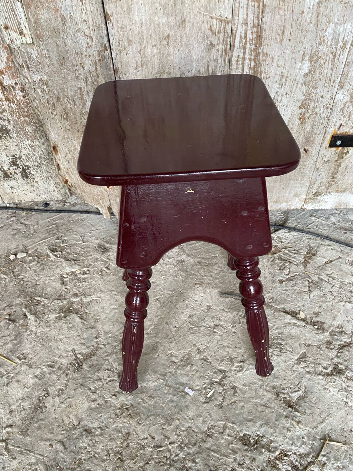 Vintage Bordeaux Turned Legs Wooden Stool #D546