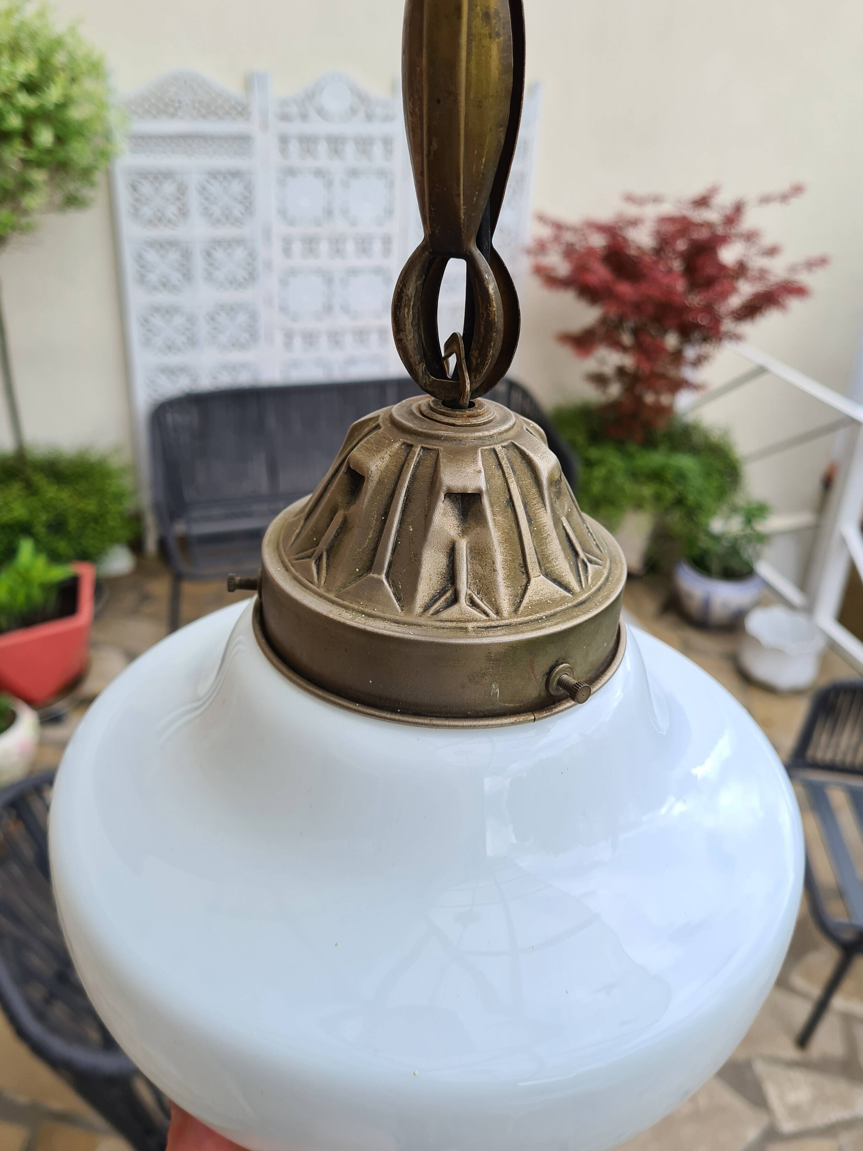 Art Deco Opaline Suspension