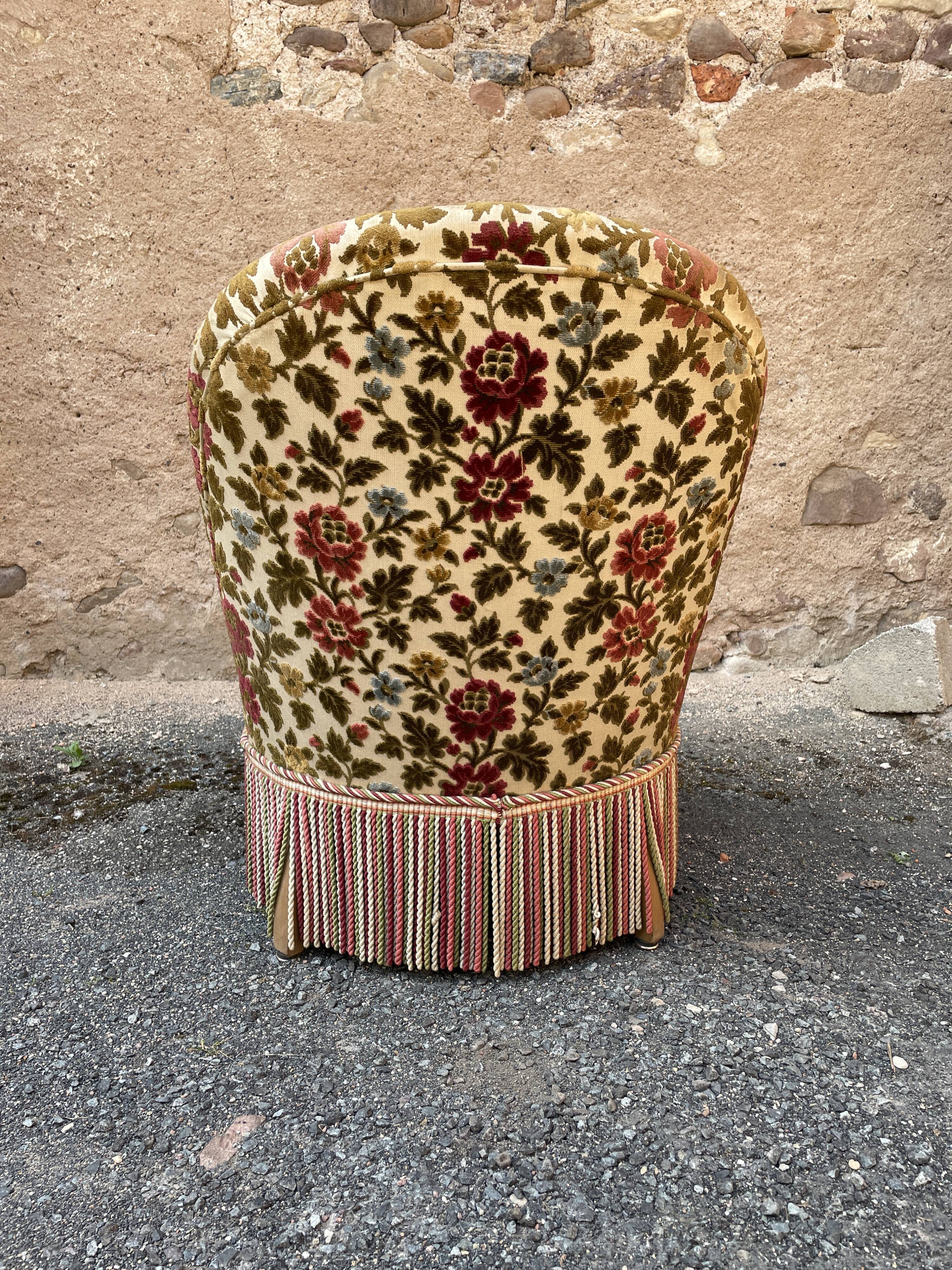 Vintage toad armchair