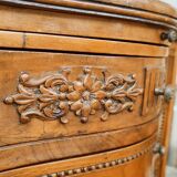 Paire de commodes arbalètes en noyer