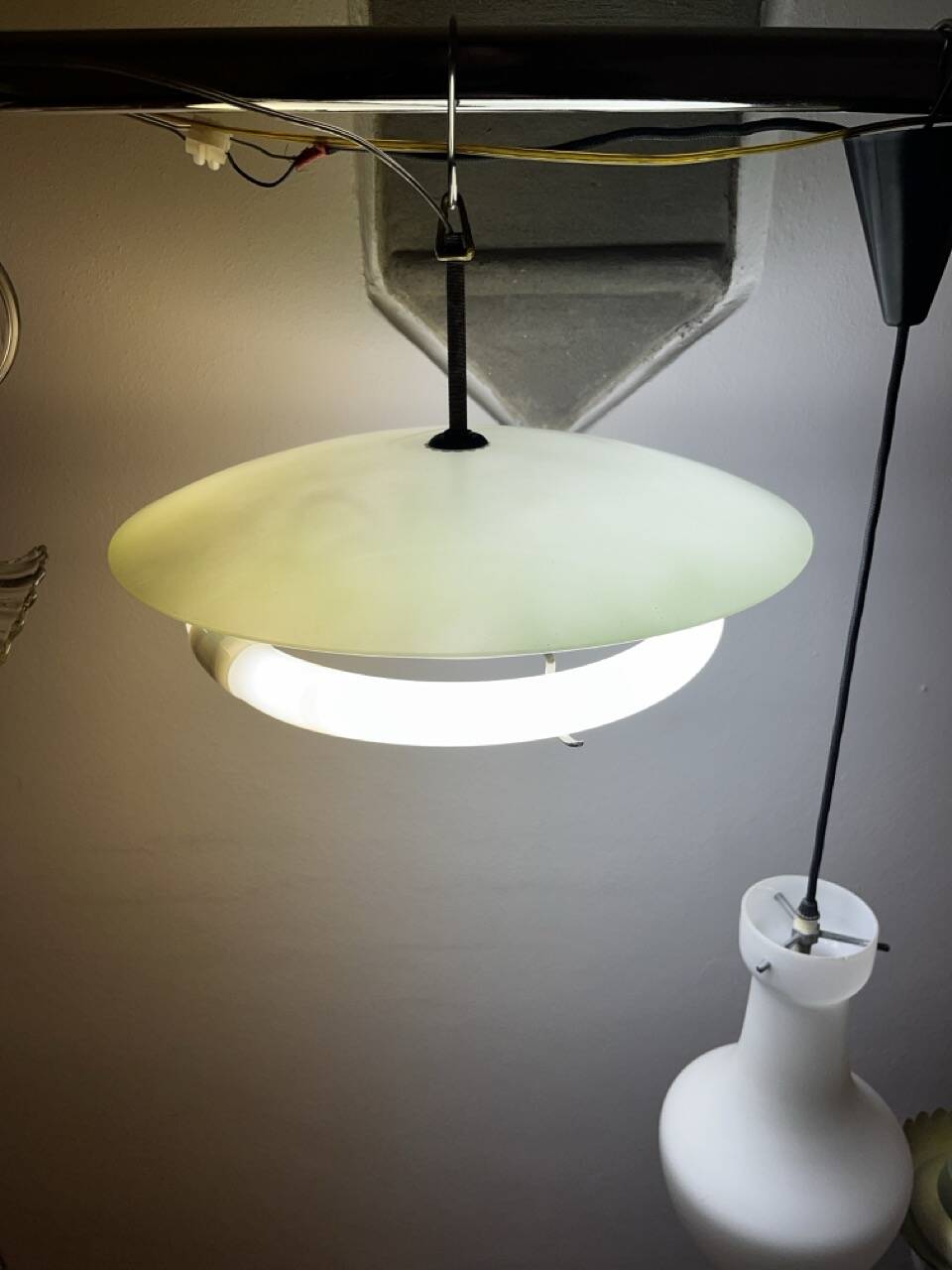 Lampe à suspension Lightolier, années 50, Italie, Space Age, milieu du siècle, fluorescente