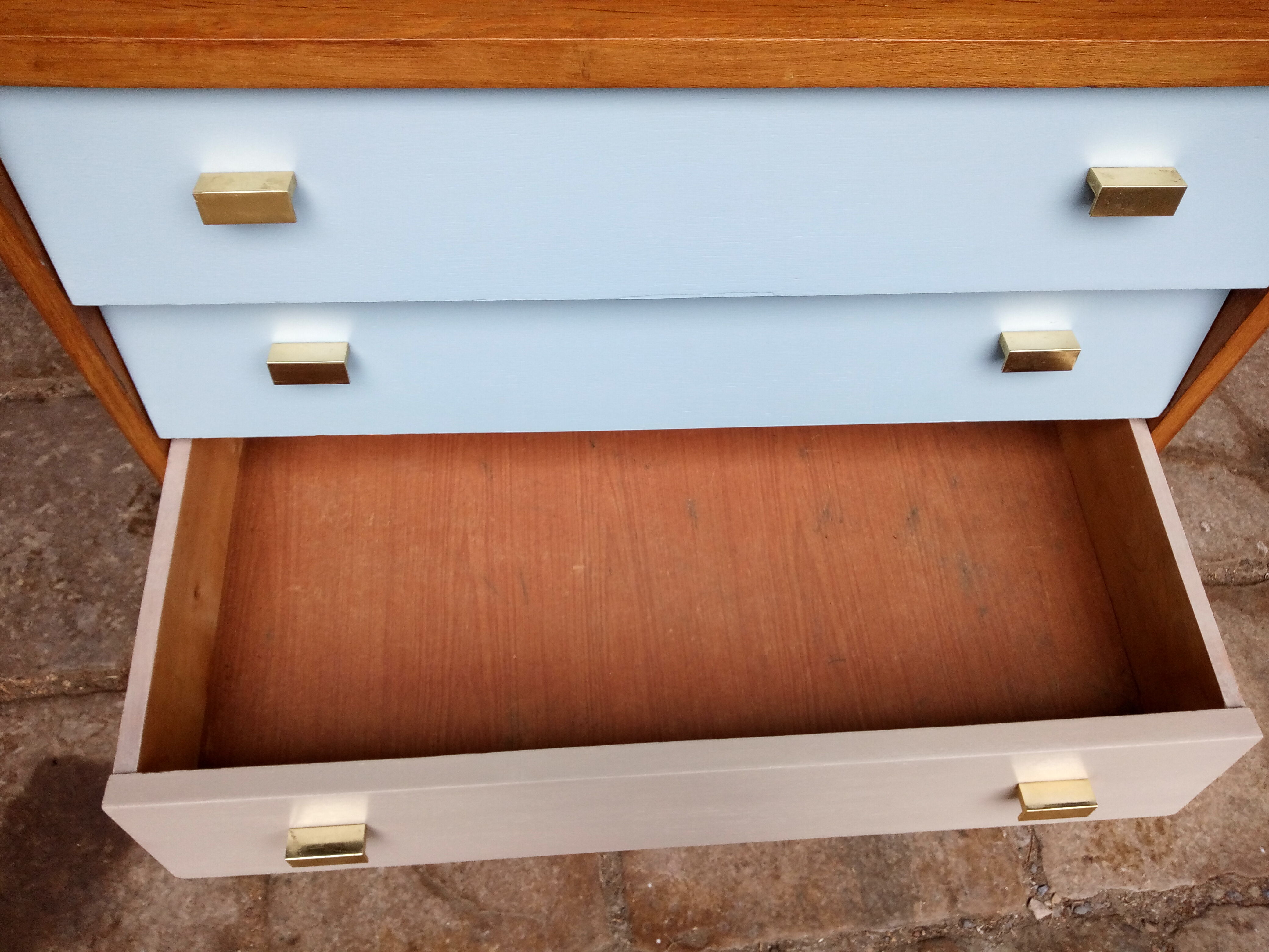 Relooked vintage dresser