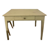 Farm table