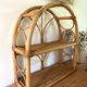 Étagère "Arche" en Rotin & Cannage – Vintage 1970