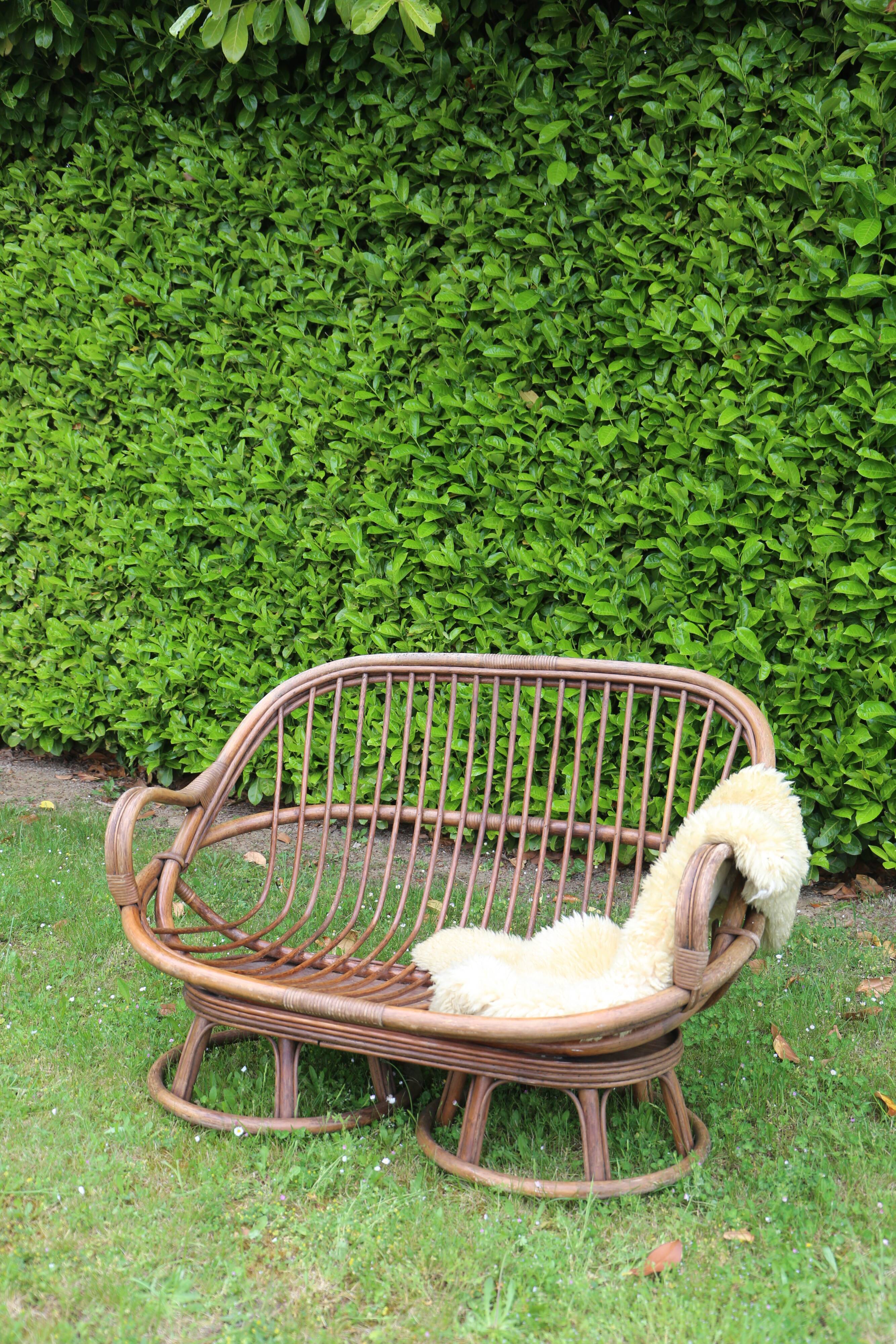 Banquette en rotin deux places, vintage
