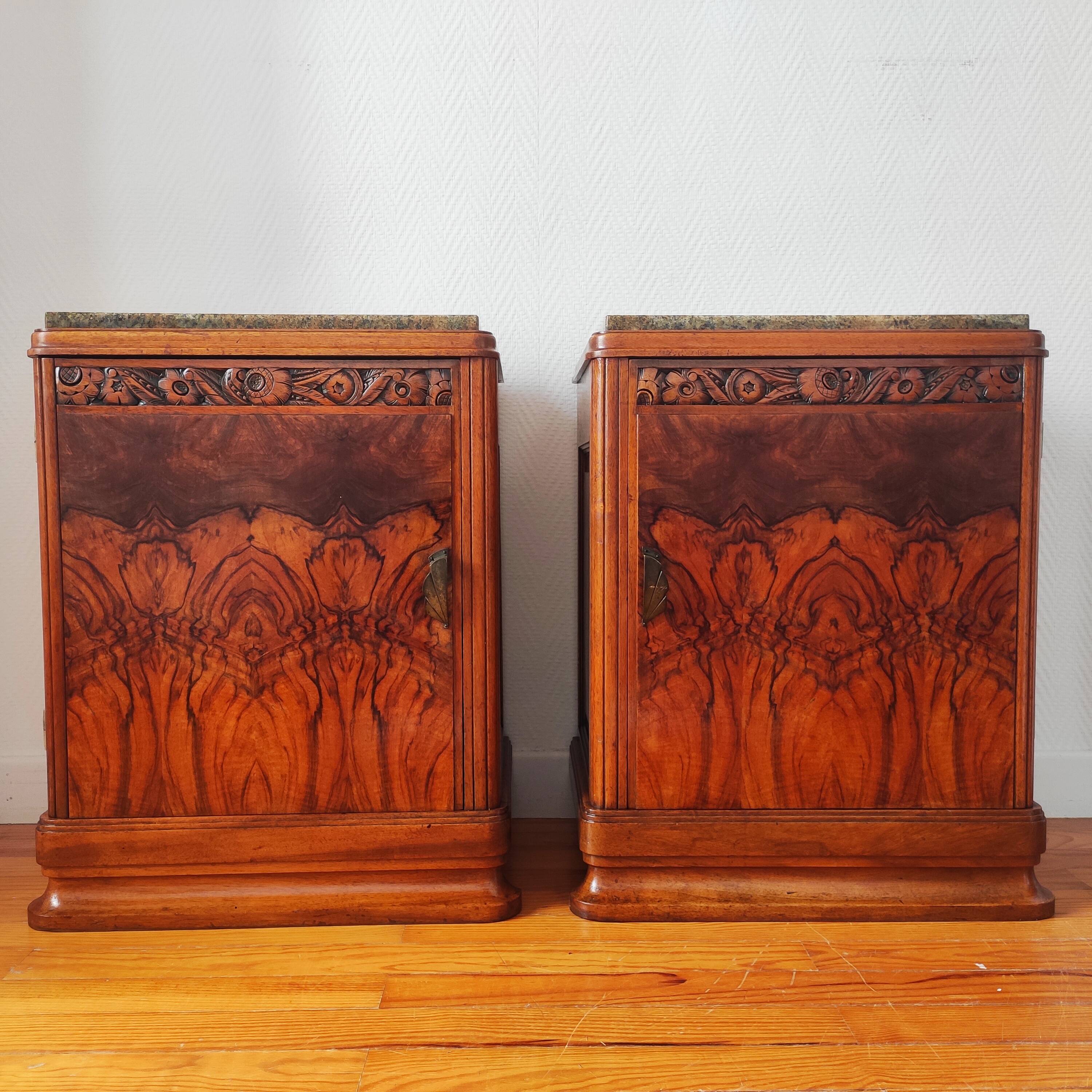 Pair of Art Deco bedside tables in solid blonde walnut – France 1930
