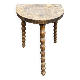 Tabouret tripode pieds tournés en bois massif