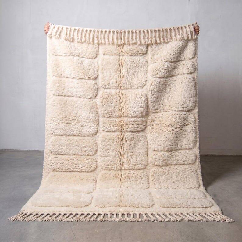 Handmade traditional Berber rug white 2/3 m